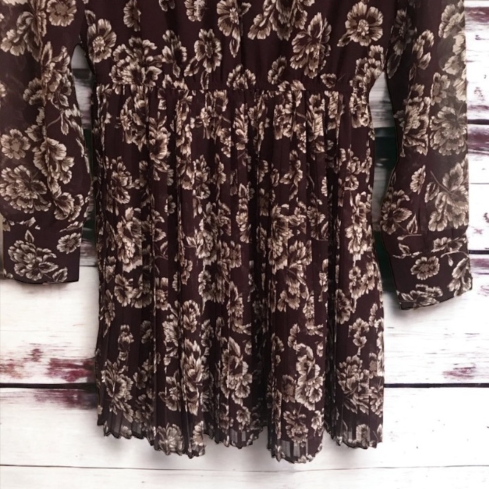 Fashion Union Elegant Floral Long Sleeve Dress - Picture 12 of 16